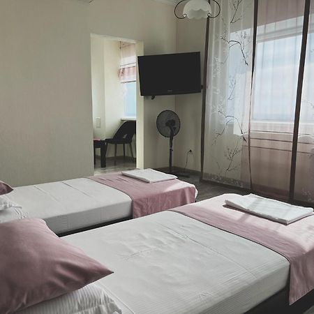Vip House Hotel Astana Extérieur photo