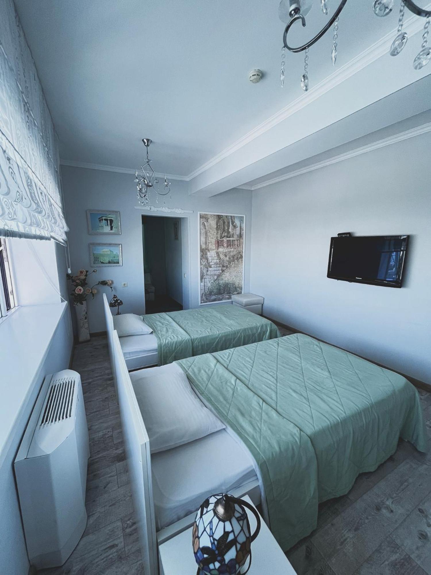 Vip House Hotel Astana Extérieur photo