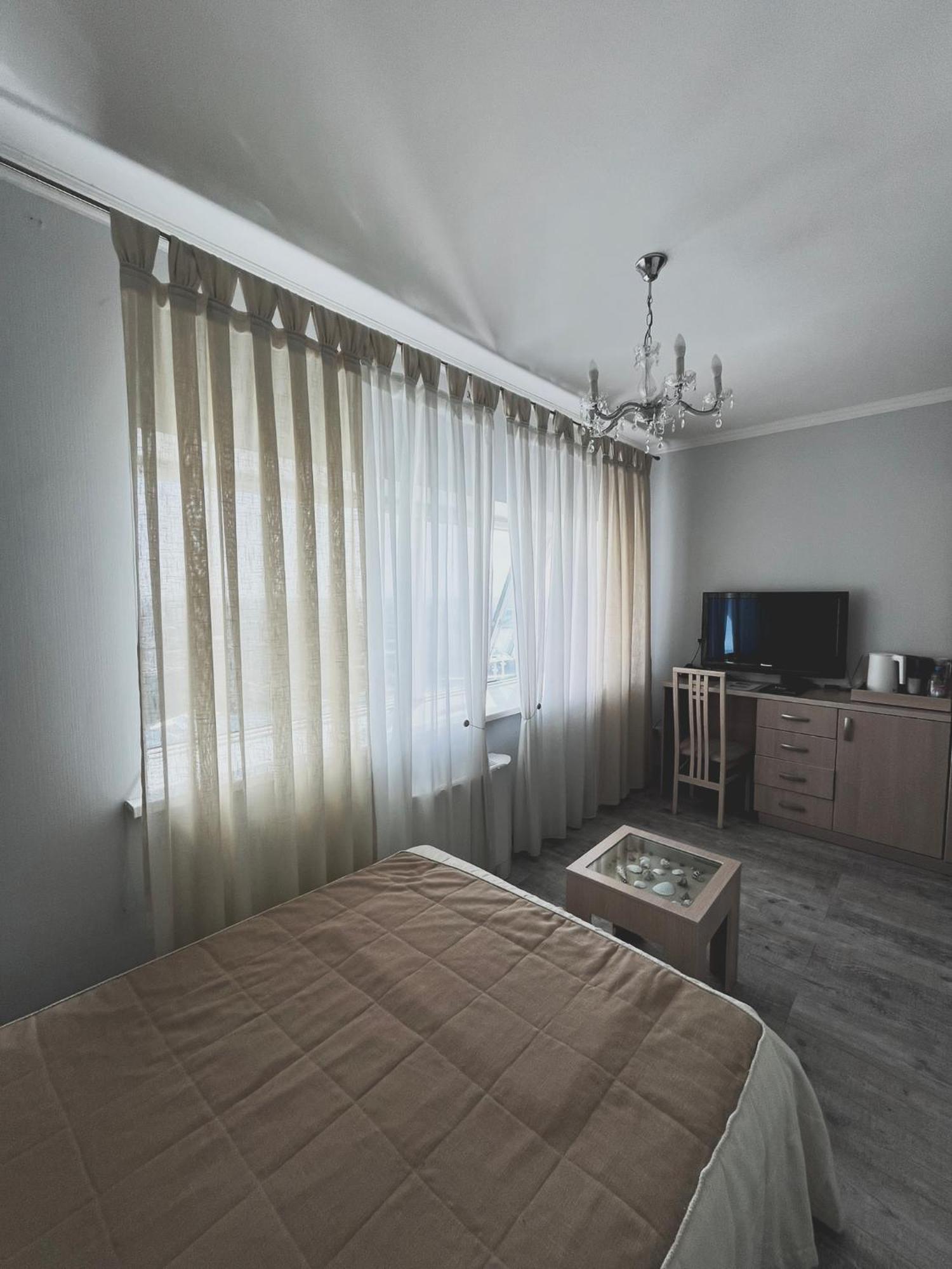 Vip House Hotel Astana Extérieur photo