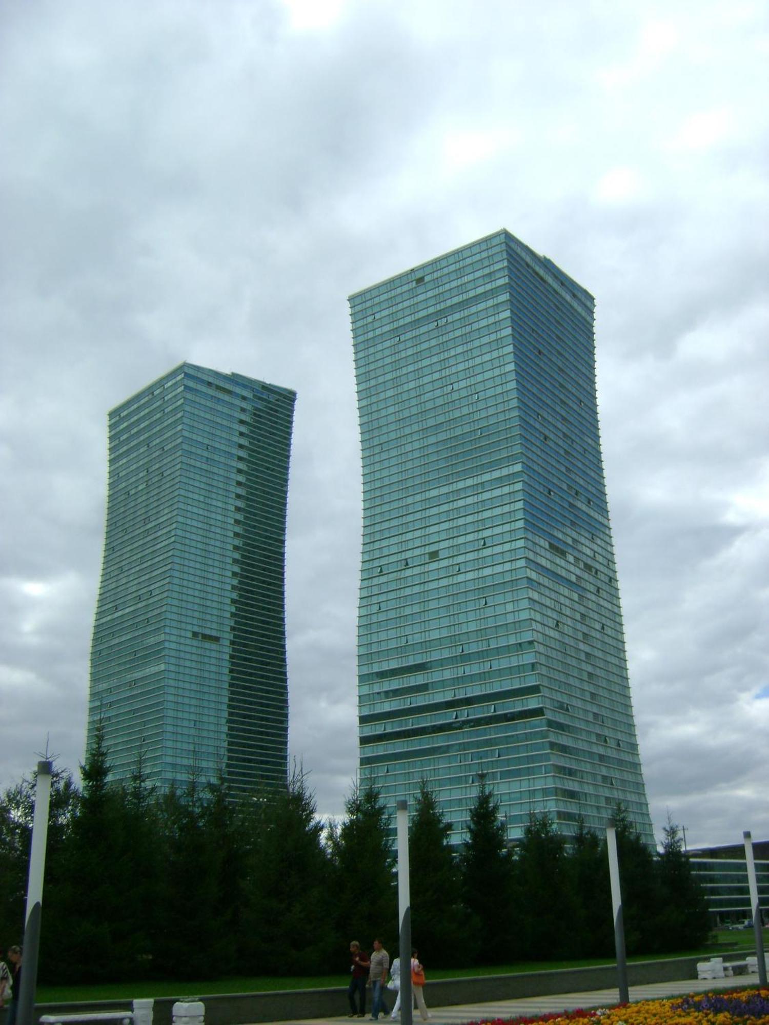 Vip House Hotel Astana Extérieur photo