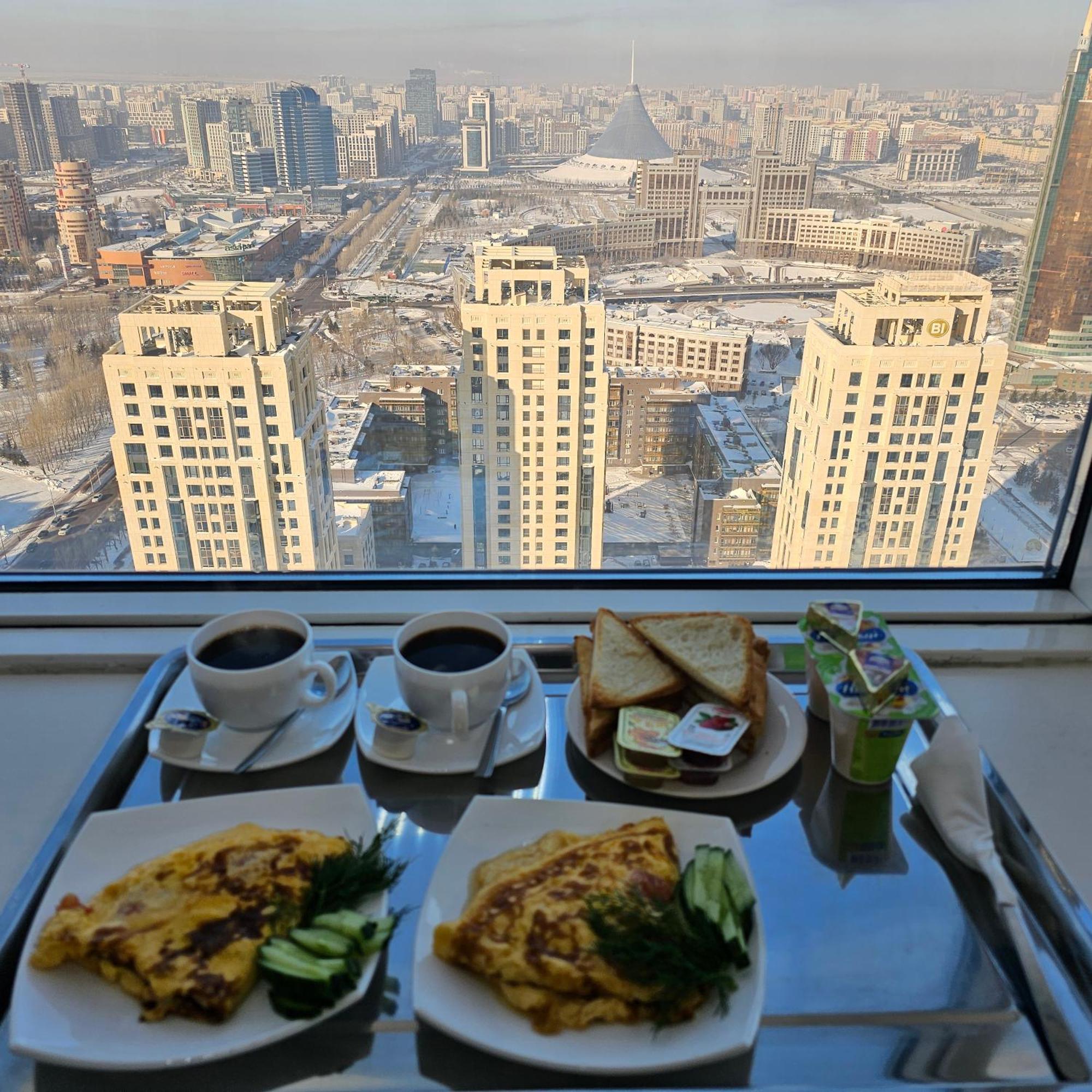 Vip House Hotel Astana Extérieur photo